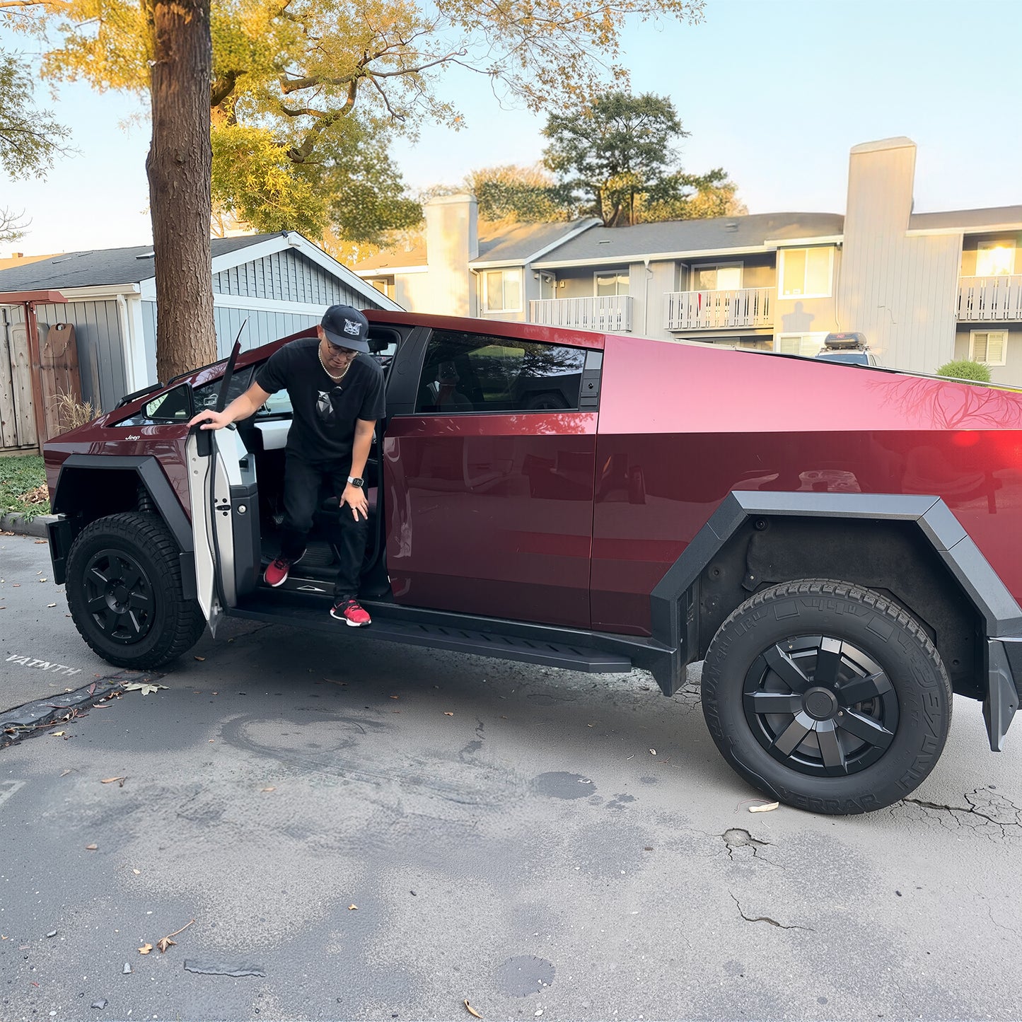 Tesla Cybertruck Running Boards Side Steps 2 PCS, Exterior Brackets Nerf Bars for Tesla Cybertruck Accessories