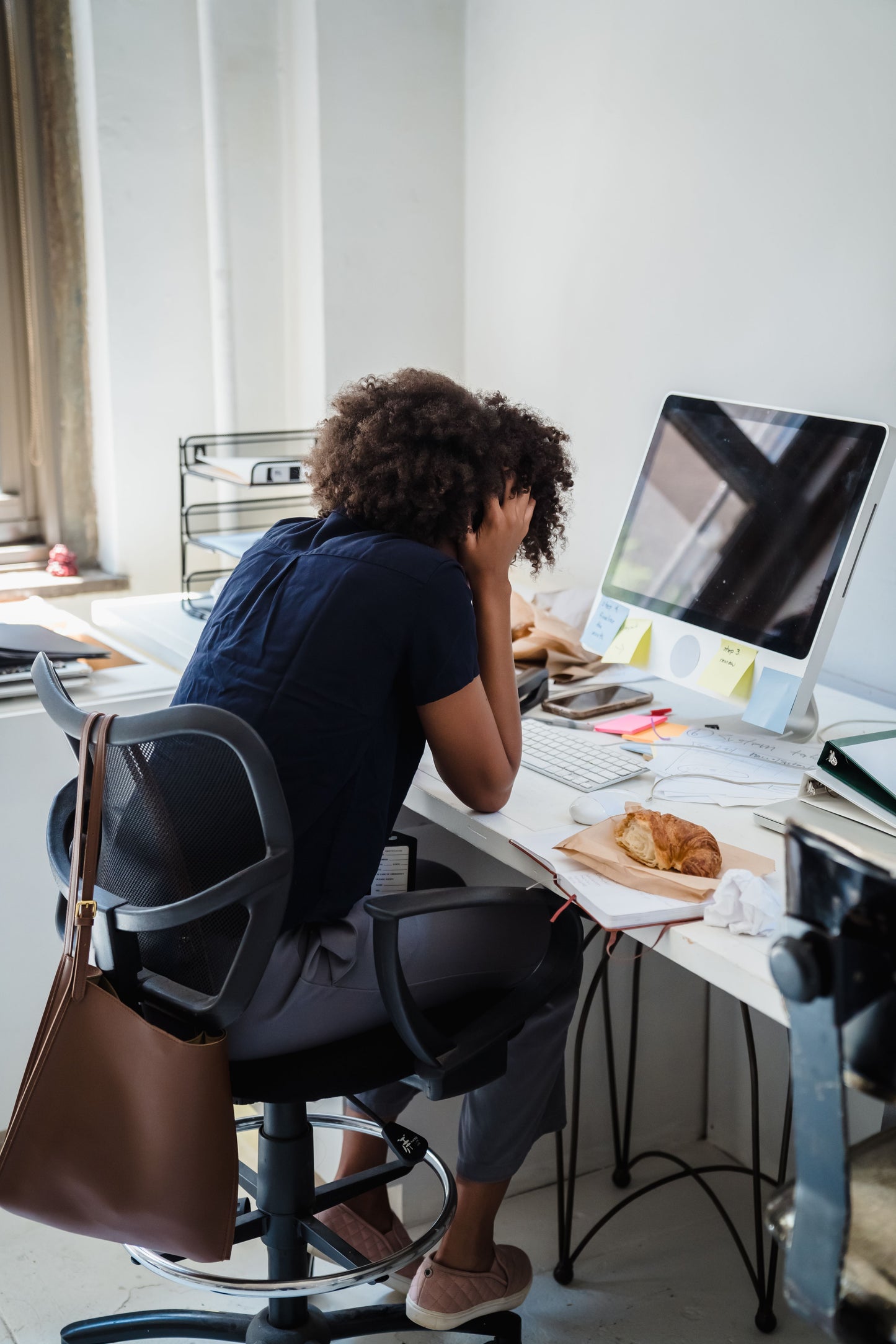 Long hours at the desk - Air Comfort Travel Cushion for WFH ergonomics